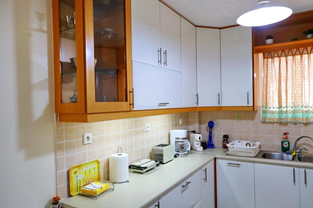 Fou'S Apartment Nafpaktos エクステリア 写真